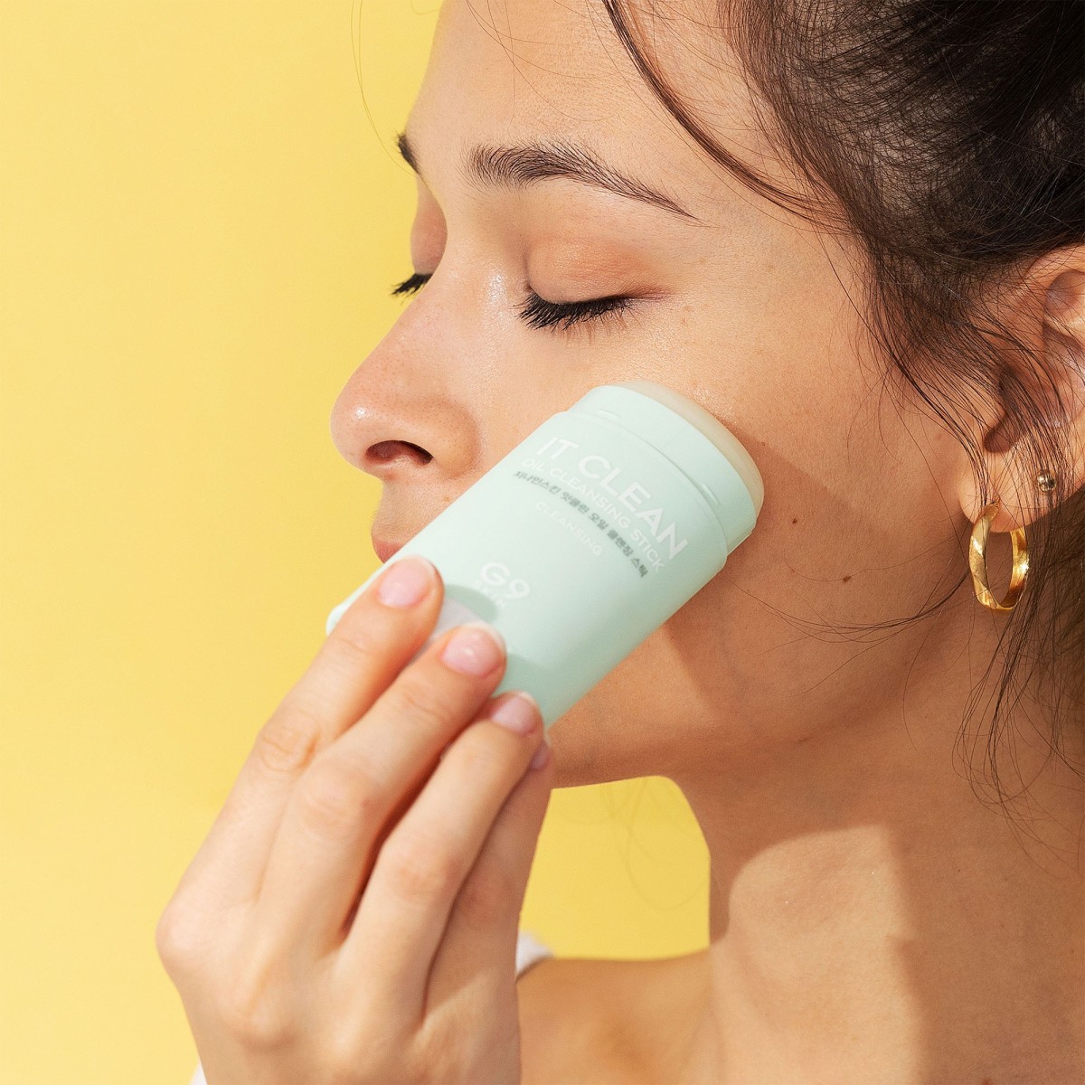 It Clean Oil Cleansing Stick G9SKIN | MiiN Cosmetics