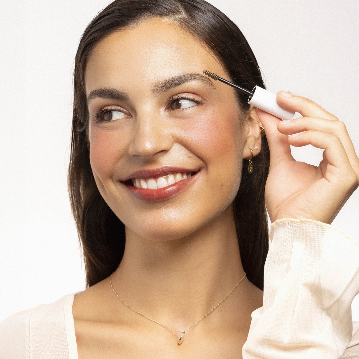 Fijador de sobrancelhas coreano com pantenol - Laka | MiiN Cosmetics
